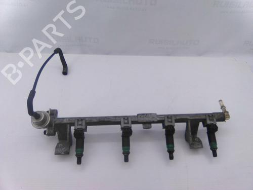 Used Injection rail Injection rail 19814733 19814733