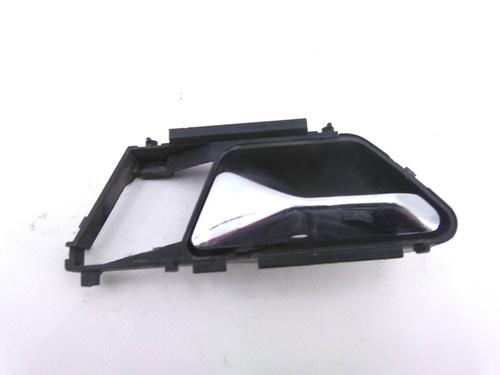 Used Front left interior door handle Front left interior door handle MERCEDES-BENZ 124 Saloon (W124) 200 D (124.120) (72 hp) 19814745 19814745
