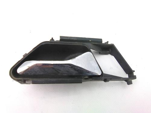 Used Rear right interior door handle Rear right interior door handle 19814746 19814746