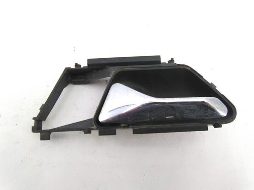 Used Rear left interior door handle Rear left interior door handle MERCEDES-BENZ 124 Saloon (W124) 200 D (124.120) (72 hp) 19814747 19814747