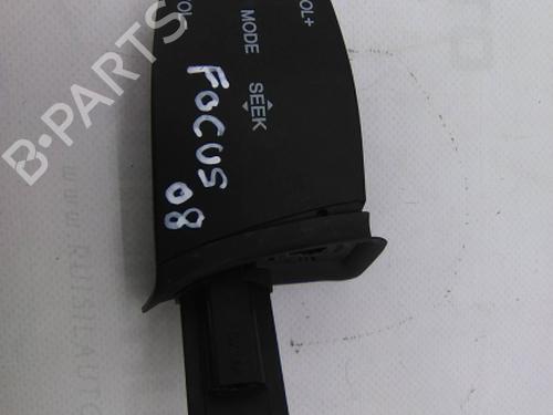Used Steering wheel controls Steering wheel controls FORD FOCUS II Turnier (DA_, FFS, DS) 1.8 Flexifuel (125 hp) 19814852 19814852