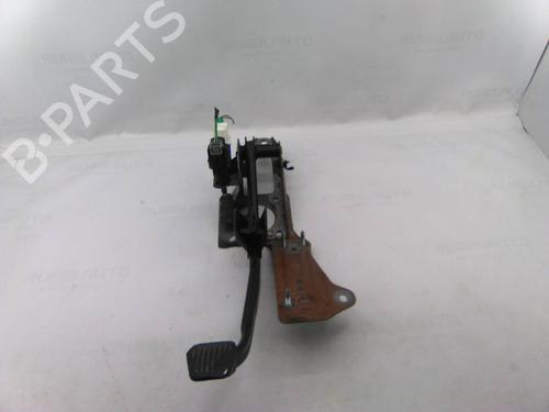 Used Break pedal Break pedal FORD FOCUS II Turnier (DA_, FFS, DS) 1.8 Flexifuel (125 hp) 19814900 19814900