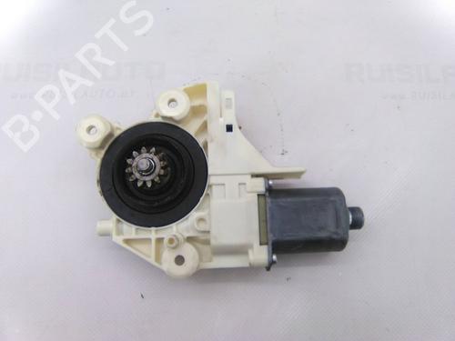 Used Right front window motor Right front window motor 19814938 19814938