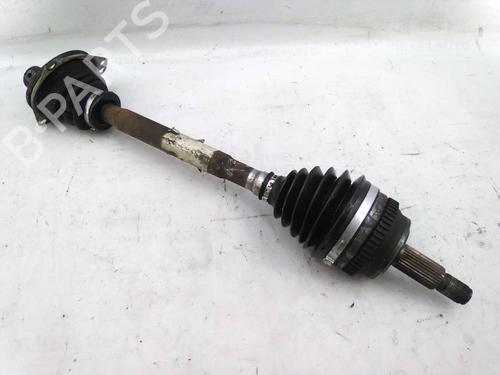 Used Left front driveshaft Left front driveshaft RENAULT MASTER II Bus (JD) 2.2 dCI 90 (JD0G, JD0N, JD1N) (90 hp) 19815176 19815176