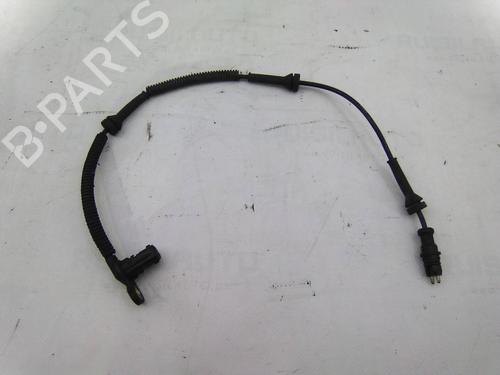 Used Electronic module Electronic module RENAULT MASTER II Bus (JD) 2.5 dCi (JD01, JD0Y, JD11, JD1W, JD1Y) (146 hp) 19815720 19815720