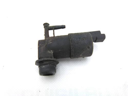 Used Washer pump Washer pump RENAULT MASTER II Bus (JD) 2.5 dCi (JD01, JD0Y, JD11, JD1W, JD1Y) (146 hp) 19815725 19815725