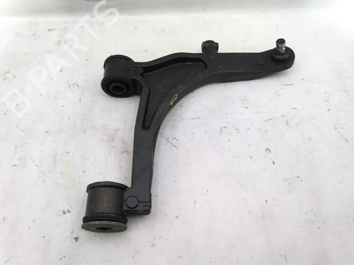 Used Right front suspension arm Right front suspension arm RENAULT MASTER II Bus (JD) 2.5 dCi (JD01, JD0Y, JD11, JD1W, JD1Y) (146 hp) 19815753 19815753