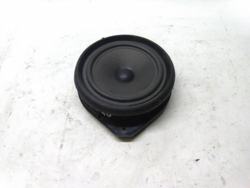 Used Speaker Speaker AUDI A4 B6 (8E2) 2.0 (130 hp) 22944532 22944532