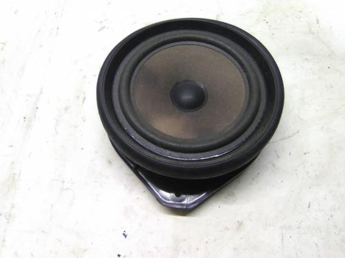 Used Speaker Speaker AUDI A4 B6 (8E2) 2.0 (130 hp) 22944535 22944535