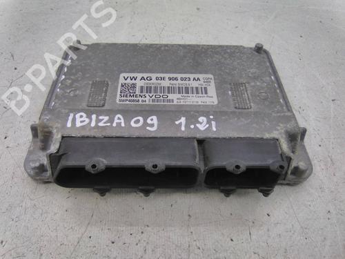 Used Engine control unit (ECU) Engine control unit (ECU) 19815962 19815962