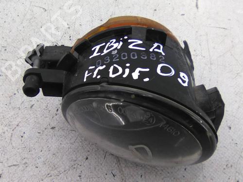 Used Right front fog light Right front fog light 20129401 20129401