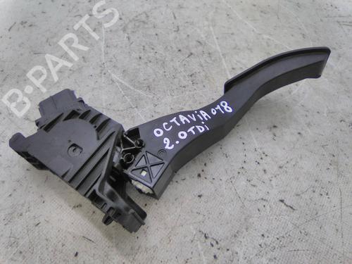 Used Pedal Pedal SKODA OCTAVIA III (5E3, NL3, NR3) 2.0 TDI (150 hp) 19816463 19816463