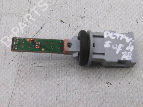 Used Electronic module Electronic module SKODA OCTAVIA III (5E3, NL3, NR3) 2.0 TDI (150 hp) 19816477 19816477