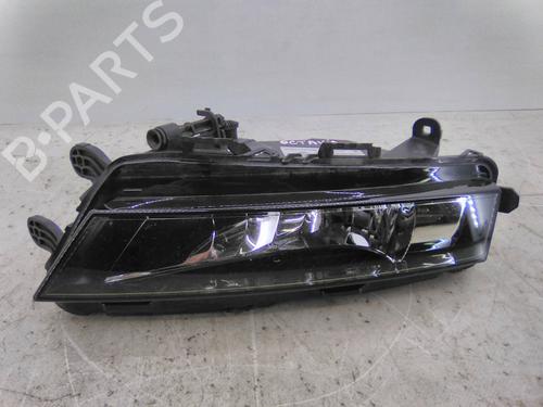 Used Right front fog light Right front fog light SKODA OCTAVIA III (5E3, NL3, NR3) 2.0 TDI (150 hp) 19816507 19816507