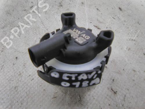 Used Electronic module Electronic module SKODA OCTAVIA III (5E3, NL3, NR3) 2.0 TDI (150 hp) 19816518 19816518