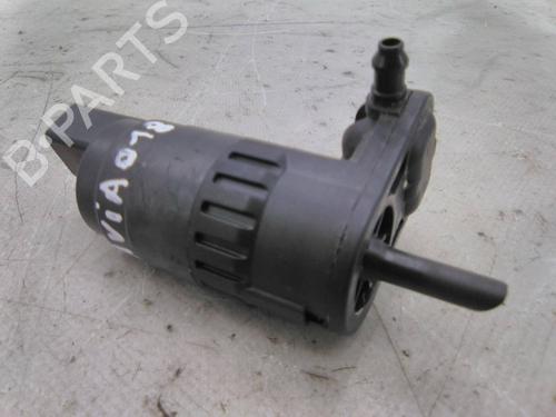 Used Washer pump Washer pump SKODA OCTAVIA III (5E3, NL3, NR3) 2.0 TDI (150 hp) 19816569 19816569