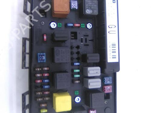 Used Fuse box Fuse box OPEL ASTRA H Estate (A04) 1.3 CDTI (L35) (90 hp) 19816598 19816598