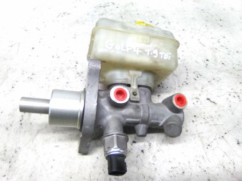 Used Brake master cylinder Brake master cylinder 19816706 19816706