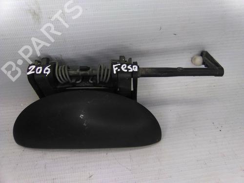 Used Front left exterior door handle Front left exterior door handle PEUGEOT 206 Hatchback (2A/C) 1.9 D (69 hp) 22944867 22944867