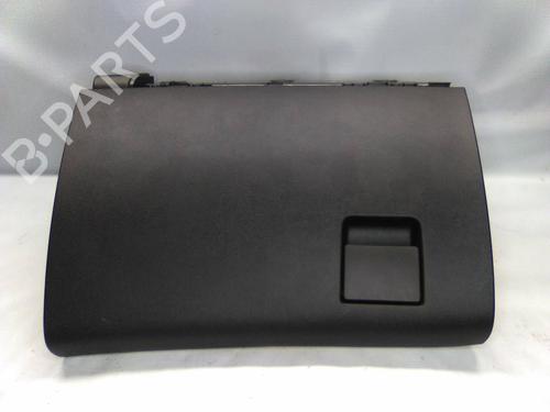 Used Glove box Glove box 19816824 19816824