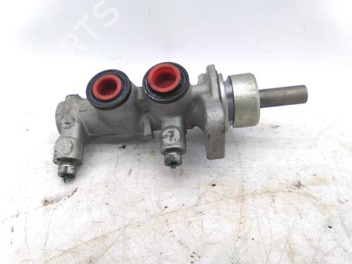 Used Brake master cylinder Brake master cylinder OPEL CORSA C (X01) 1.2 (F08, F68) (75 hp) 19817026 19817026