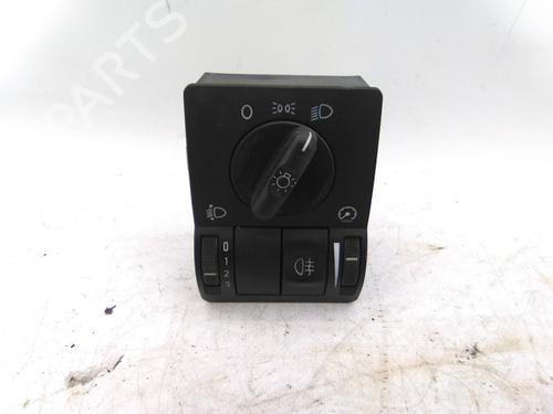 Used Steering column stalk Steering column stalk OPEL CORSA C (X01) 1.2 (F08, F68) (75 hp) 19817010 19817010