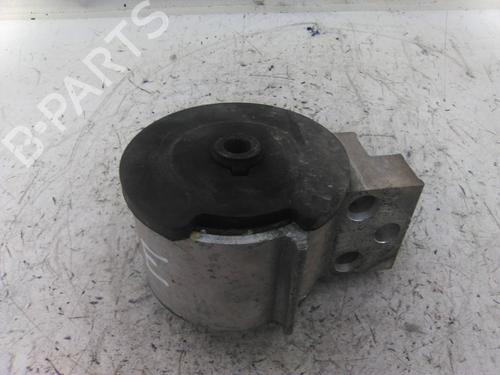 Used Engine mount Engine mount HONDA CIVIC VI Hatchback (EJ, EK) 1.4 i S (EJ9) (90 hp) 19817549 19817549