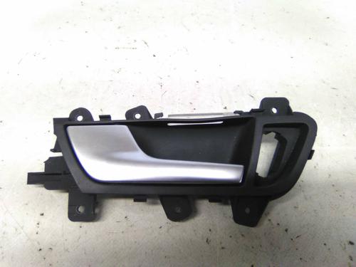 Used Front left interior door handle Front left interior door handle AUDI A4 B8 (8K2) 2.0 TDI (190 hp) 19817590 19817590