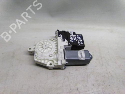 Used Right rear window motor Right rear window motor VW PASSAT B6 (3C2) 1.9 TDI (105 hp) 19818168 19818168