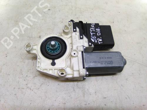 Used Right rear window motor Right rear window motor 19818226 19818226