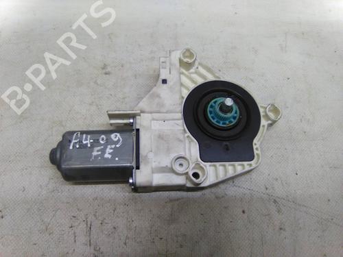 Used Left front window motor Left front window motor AUDI A4 B8 Avant (8K5) 2.0 TDI (143 hp) 22947475 22947475