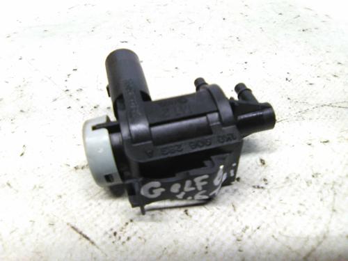 Used Electronic sensor Electronic sensor VW GOLF VI (5K1) 1.6 TDI (90 hp) 19818373 19818373