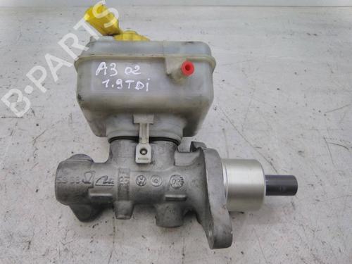 Used Brake master cylinder Brake master cylinder 19818687 19818687