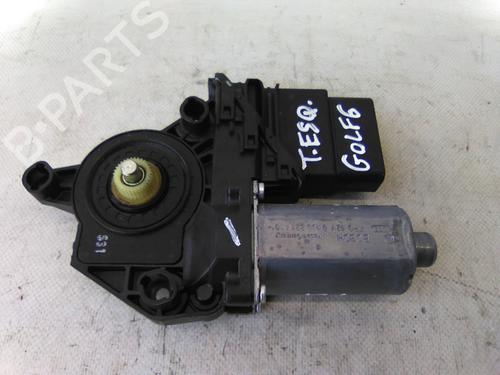 Used Left rear window motor Left rear window motor VW GOLF VI (5K1) 2.0 TDI (110 hp) 22947839 22947839