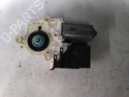 Used Right rear window motor Right rear window motor VW PASSAT B6 (3C2) 1.6 TDI (105 hp) 19818763 19818763
