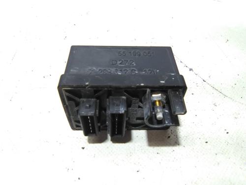 Used Switch Switch FIAT PUNTO EVO (199_) 1.3 D Multijet (199AXC1A, 199BXC1A, 199AXT1A, 199BXT1A) (75 hp) 19818825 19818825