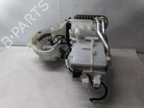 Used Heater matrix box Heater matrix box FIAT PUNTO EVO (199_) 1.3 D Multijet (199AXC1A, 199BXC1A, 199AXT1A, 199BXT1A) (75 hp) 19818815 19818815