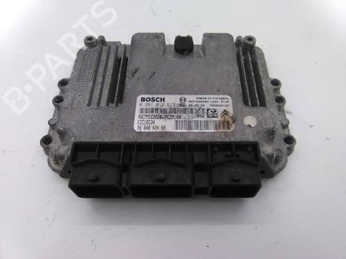 Used Engine control unit (ECU) Engine control unit (ECU) 19819034 19819034