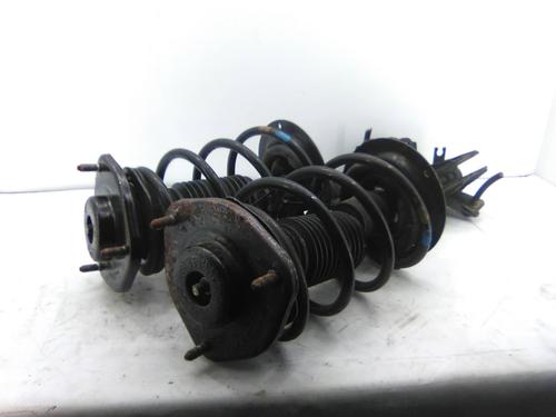 Used Right front shock absorber Right front shock absorber VOLVO S40 I (644) 1.9 DI (115 hp) 19819308 19819308