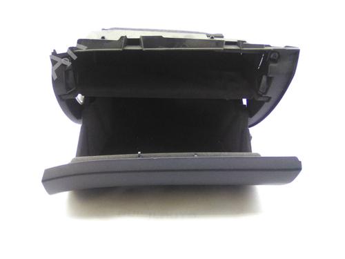 Used Glove box Glove box 19819456 19819456