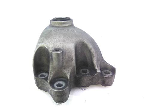 Used Engine mount Engine mount MERCEDES-BENZ B-CLASS Sports Tourer (W246, W242) B 180 CDI (246.200) (109 hp) 19819483 19819483