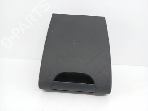 Used Cup/Object holder Cup/Object holder CITROËN C5 III Break (RW_) 1.6 HDi 110 (112 hp) 31864847 31864847