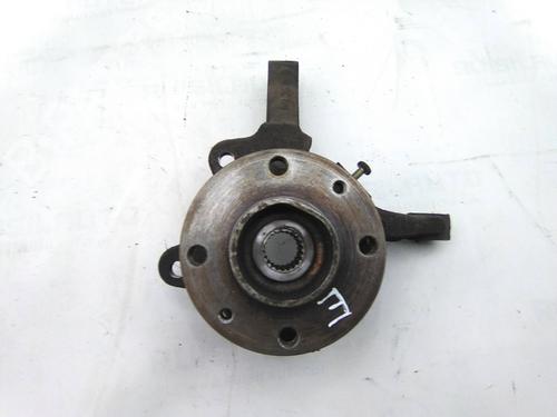 Used Left front steering knuckle Left front steering knuckle RENAULT CLIO II (BB_, CB_) 1.5 dCi (B/CB07) (65 hp) 19819943 19819943