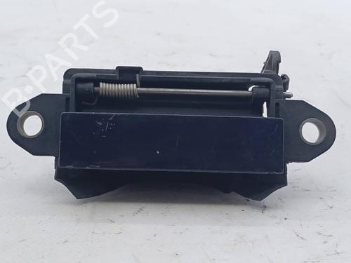 rear-left-exterior-door-handle-audi-a4-b5-8d2-1994-1995-1996-1997-1998-1999-2000-2001-26717656 main image
