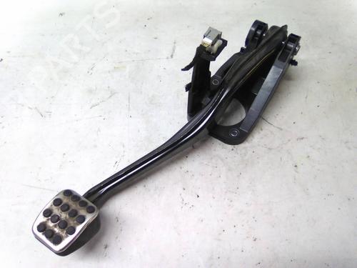 Used Break pedal Break pedal MERCEDES-BENZ A-CLASS (W176) A 200 CDI (176.001) (136 hp) 19820337 19820337