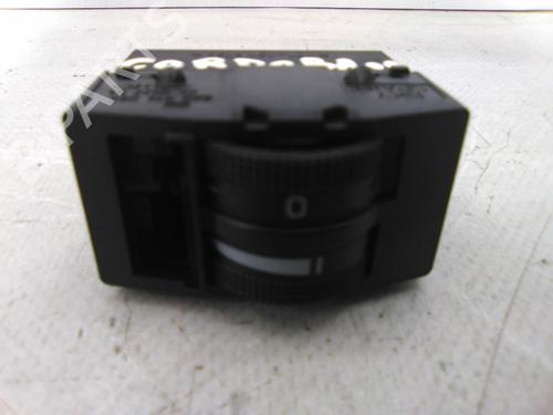 Spak kontakt Spak kontakt SEAT CORDOBA (6K1, 6K2) 1.6 i (101 hp) 19820551 19820551