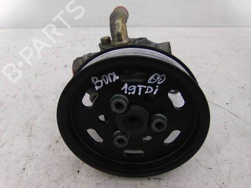 Used Steering pump Steering pump VW BORA Variant (1J6) 1.9 TDI (115 hp) 19820636 19820636