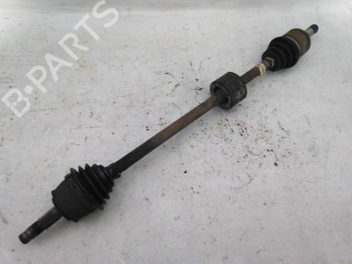 Used Right front driveshaft Right front driveshaft FIAT PUNTO (188_) 1.2 60 (188.030, .050, .130, .150, .230, .250) (60 hp) 19820865 19820865