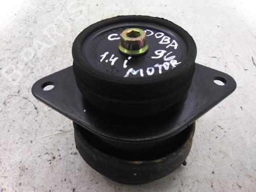 Used Engine mount Engine mount SEAT CORDOBA (6K1, 6K2) 1.4 i (60 hp) 19821082 19821082