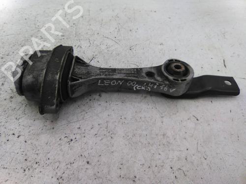 Used Gearbox mount Gearbox mount SEAT LEON (1M1) 1.4 16V (75 hp) 19821475 19821475